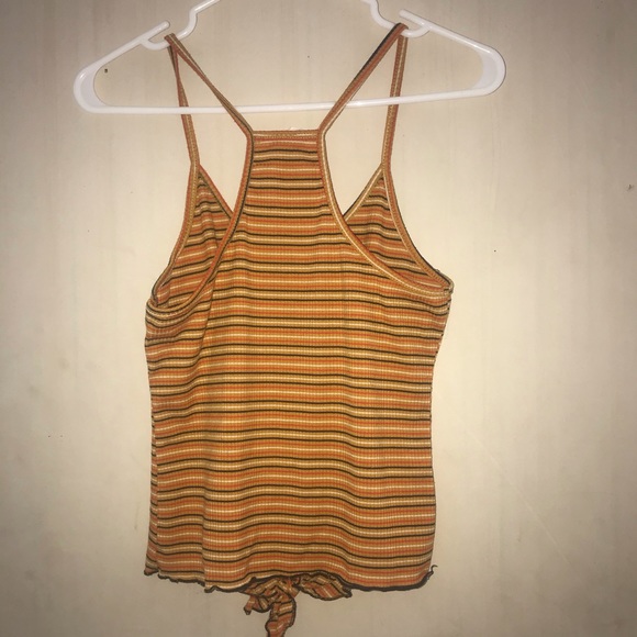 3/$15 Caution to the Wind Tank - Picture 2 of 2